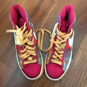 Funky Nike hi tops